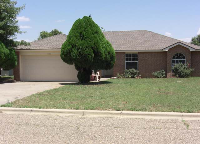 Property at 3706 Sides St, Plainview, TX 79072, 3 beds, 2 baths