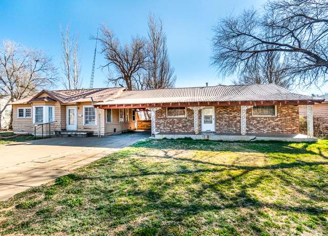 Property at 210 N Floyd Ave, Tulia, TX 79088, 3 beds, 2 baths