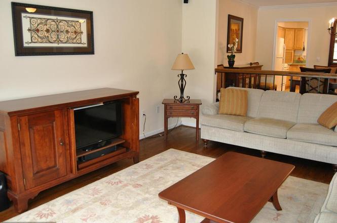 276 Gretna Green Ct, Alexandria, VA 22304 | Redfin