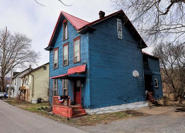 Property at 553 Railroad St, Mapleton Depot, PA 17052, 4 beds, 2 baths