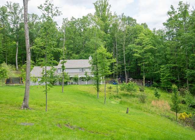 Property at 10337 Fox Run Rd, Huntingdon, PA 16652, 5 beds, 3.5 baths