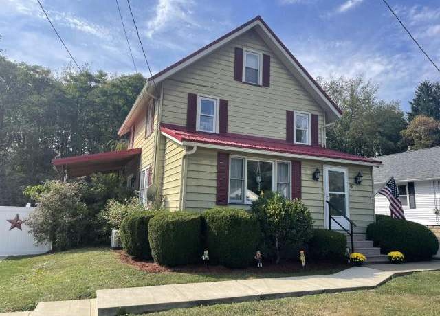 Property at 5 Stoney Lonesome Rd, Warren, PA 16365, 3 beds, 1 bath