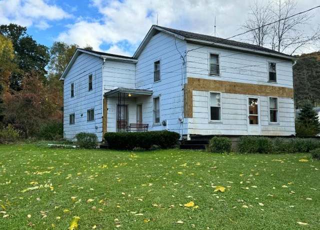 Property at 379 Mohawk Ave, Warren, PA 16365, 4 beds, 2 baths