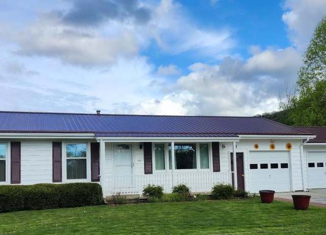 Property at 1 Arlington Dr, Warren, PA 16365, 3 beds, 1.5 baths