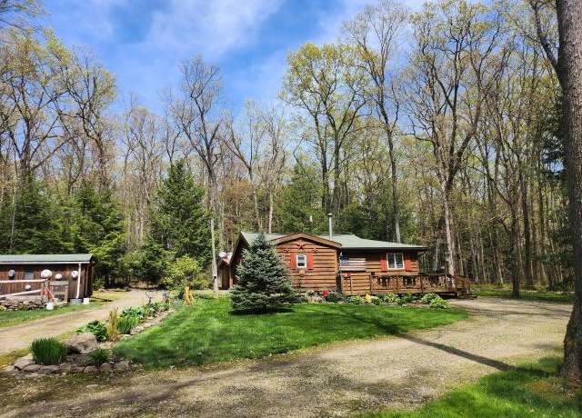 Property at 446 Red Oak Cir, Tidioute, PA 16351, 2 beds, 1 bath