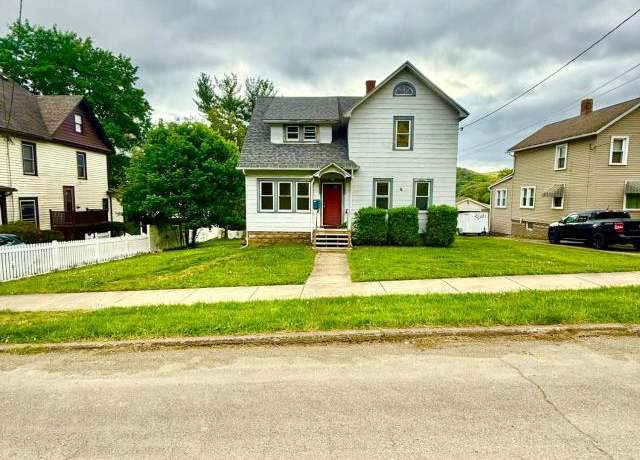 Property at 431 Prospect St, Warren, PA 16365, 3 beds, 1 bath