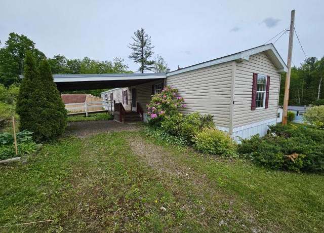 Property at 6 Schatzle Dr, Warren, PA 16365, 3 beds, 1.5 baths