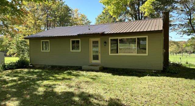Photo of 8297 Scandia Rd, Russell, PA 16345