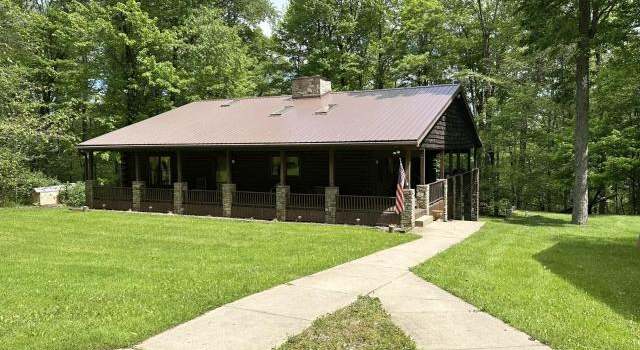 Photo of 1914 Robin Hill Rd, Russell, PA 16345