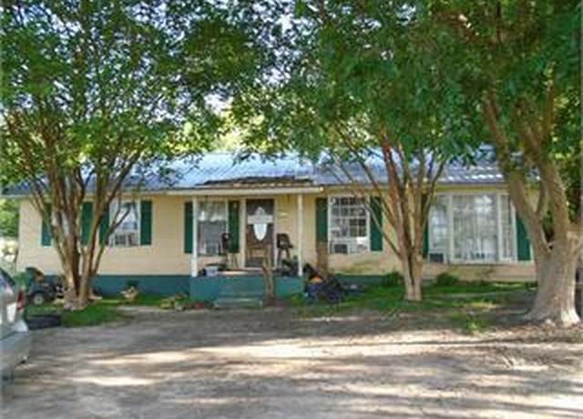 Property at 1082 Doc Darbyshire Rd, Moultrie, GA 31768, 3 beds, 2 baths