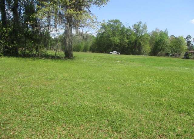 Property at 8062 Holly Island Dr, Donalsonville, GA 39845