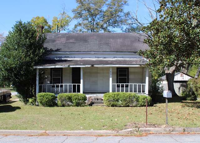 Property at 503 2nd St St NW, Moultrie, GA 31768, 2 beds, 1 bath