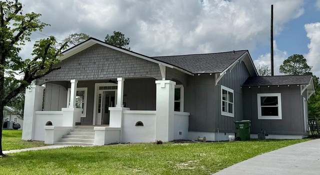 Photo of 201 Hillcrest Ave, Moultrie, GA 31768