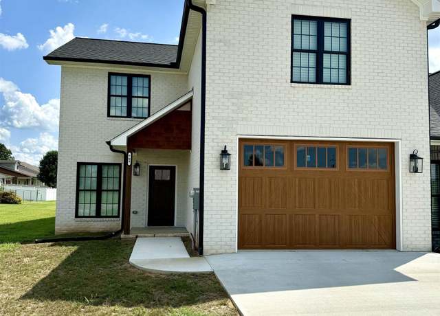 Property at 709 Nelson St, Union City, TN 38261, 4 beds, 2.5 baths