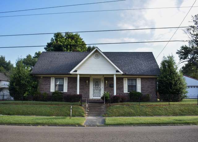 Property at 728 Cheatham St, Union City, TN 38261, 3 beds, 3 baths