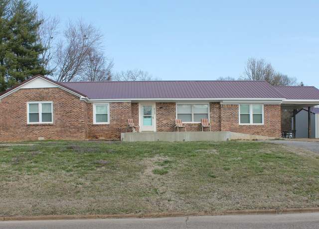 Property at 513 Gaylord St, Dresden, TN 38225, 4 beds, 2 baths