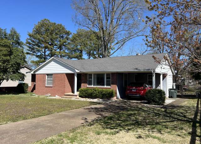 Property at 610 Bishop St, Union City, TN 38261, 4 beds, 3 baths