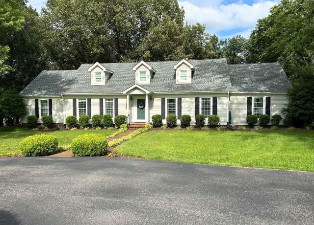 Property at 240 S Red Mccorkle Rd, Union City, TN 38261, 4 beds, 3 baths