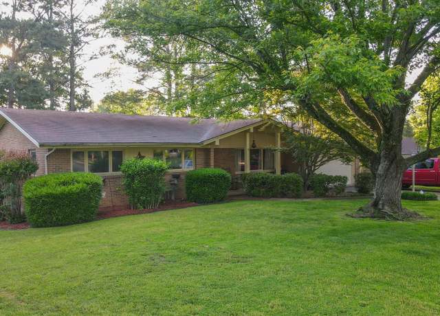 Property at 127 Lone Oak Cir, Martin, TN 38237, 3 beds, 2 baths