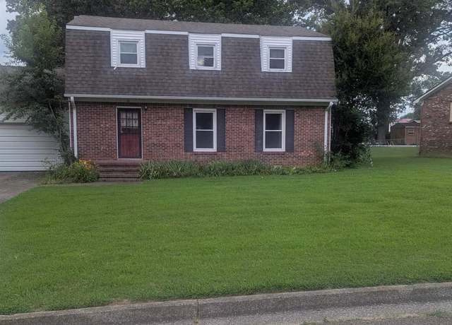 Property at 151 Cherokee Dr, Martin, TN 38237, 4 beds, 2.5 baths