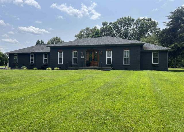 Property at 8897 Hwy 22, Dresden, TN 38225, 4 beds, 3.5 baths