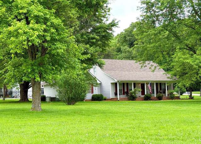 Property at 413 Sand Hill Rd, Martin, TN 38237, 4 beds, 3 baths