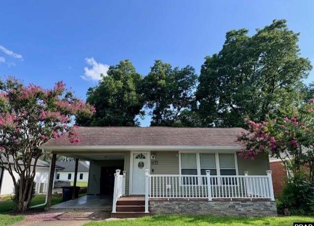 Property at 633 E Jackson Street St, Union City, Tn, TN 38261, 3 beds, 2 baths
