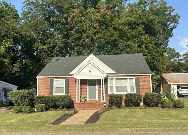 Property at 109 Maddox St, Martin, TN 38237, 3 beds, 2 baths