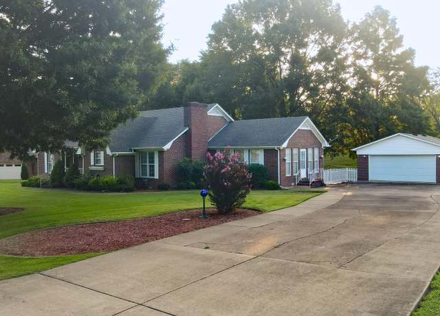 Property at 99 Bunny Lane Ln, Martin, TN 38237, 3 beds, 3 baths