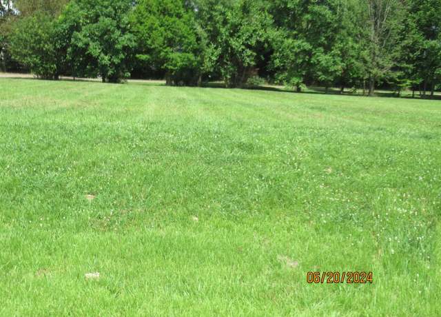 Property at 623 Homestead Dr, Troy, TN 38260