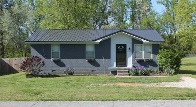 Photo of 692 Evergreen St, Dresden, TN 38225