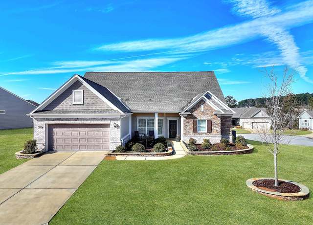 Property at 1011 Delmarina St, Greensboro, GA 30642, 4 beds, 3 baths