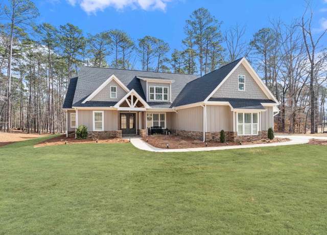 Property at 1230 Lake Dr, Greensboro, GA 30642, 5 beds, 4.5 baths
