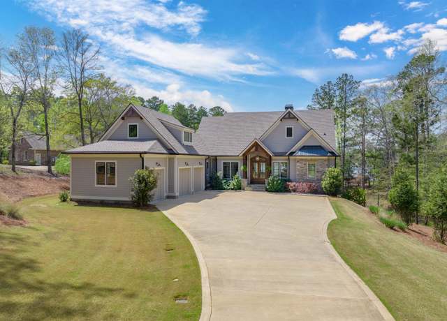 Property at 2321 Cherokee Dr, Greensboro, GA 30642, 4 beds, 4.5 baths