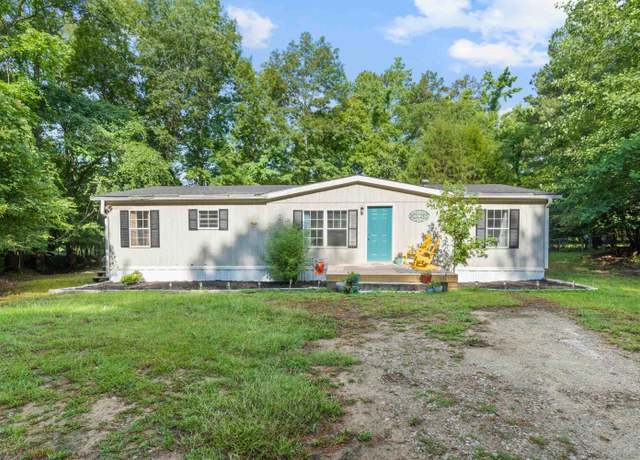 Property at 164 Rockville Springs Dr, Eatonton, GA 31024, 3 beds, 2 baths