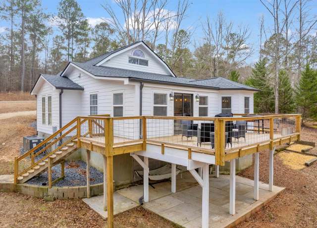 Property at 222 River Bend Dr, Eatonton, GA 31024, 3 beds, 2 baths