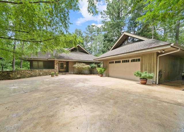 Property at 1031 Old Still Rd, Greensboro, GA 30642, 4 beds, 3.5 baths