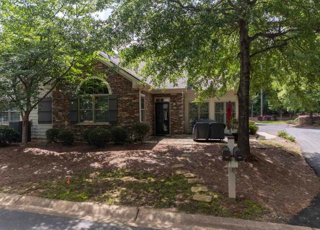 Property at 135 Edgewood Ct, Eatonton, GA 31024, 2 beds, 2 baths