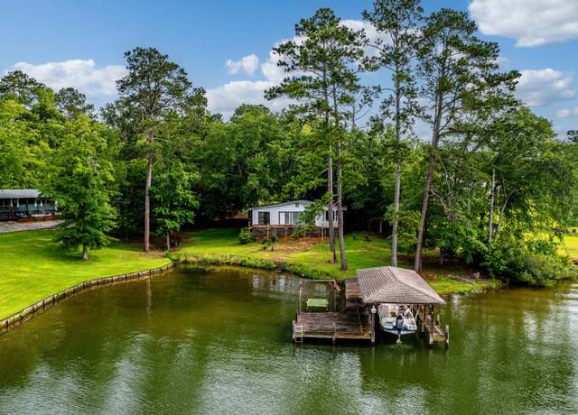 Property at 117 Rocky Crk, Milledgeville, GA 31061, 3 beds, 2 baths