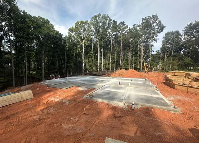 Property at 1390 Oconee Hts, Greensboro, GA 30642, 4 beds, 4.5 baths