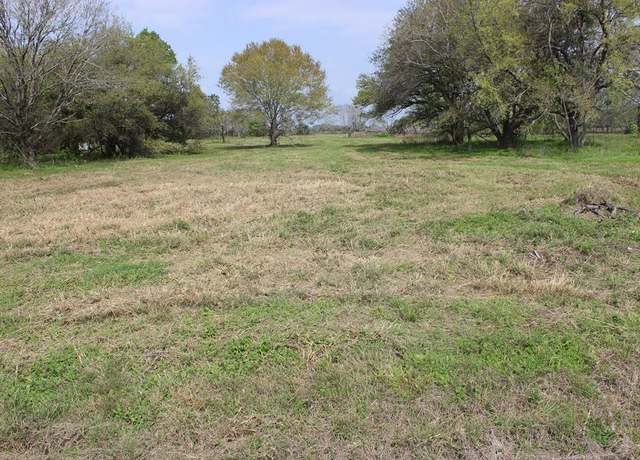 Property at 852 Cr 303, Palacios, TX 77465