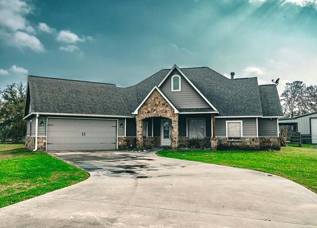 Property at 362 Hardeman Dr, Van Vleck, TX 77482, 3 beds, 2.5 baths
