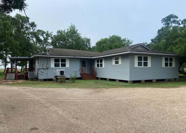 Property at 270 Cr 144, Van Vleck, TX 77414, 3 beds, 2 baths
