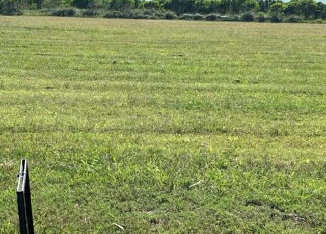Property at 103 Pr 687 Pr, Matagorda, TX 77457
