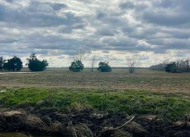 Property at 145 8th St N, Van Vleck, TX 77482