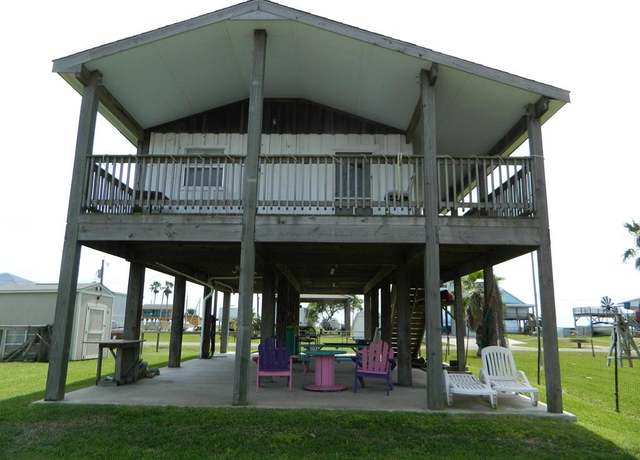 Property at 811 Cr 209, Sargent, TX 77414, 1 bed, 1 bath