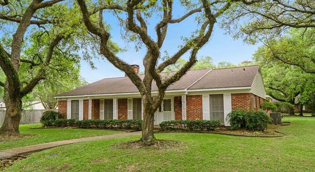 Photo of 2403 Marguerite St, Bay City, TX 77414