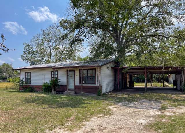 Property at 311 N Garfield, Beeville, TX 78102, 2 beds, 1 bath