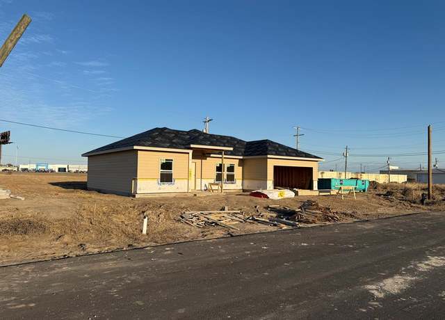 Property at 1537 E Maryville Loop, Beeville, TX 78102, 3 beds, 2 baths