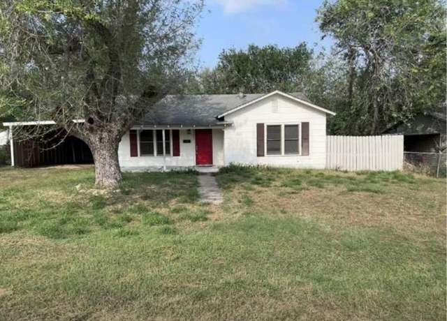 Property at 10420 Sixth St, Pettus, TX, 2 beds, 1 bath
